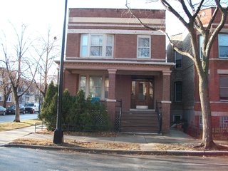 4234 N. Damen exterior