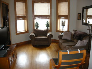 3514 N. Wolcott living room